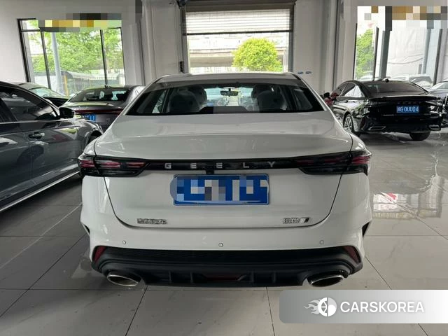 Geely Automobile Binrui 2026 Белый из Китая, фото 5