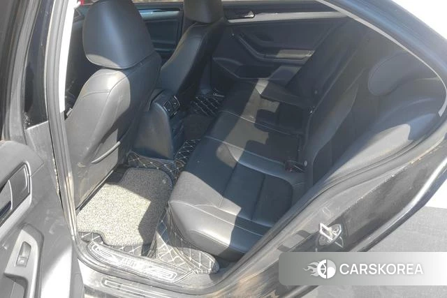 Volkswagen Sagitar 2018 Темно-серый из Китая, фото 5