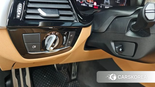 BMW 5 Series (G30) 2022 Серый из Кореи, фото 5