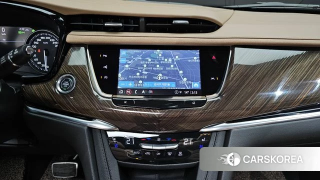 Cadillac XT6 2023 Белый из Кореи, фото 5