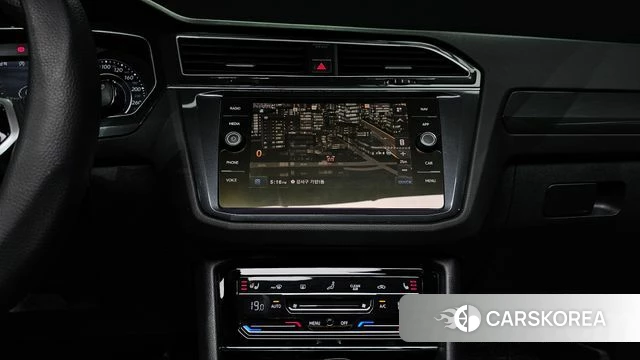 Volkswagen Tiguan second Generation 2018 Серый из Кореи, фото 5