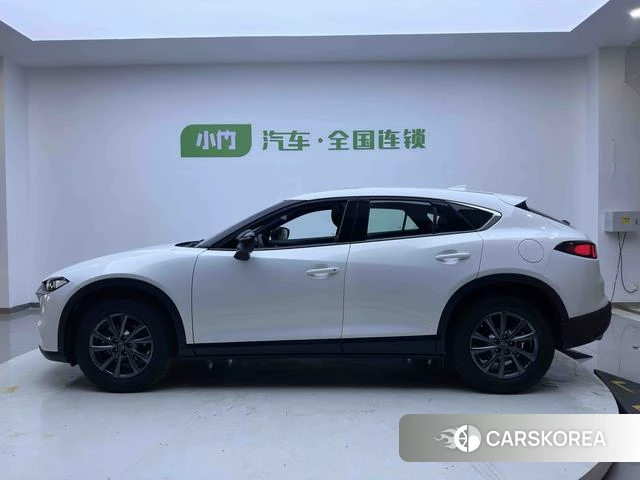 Mazda CX-4 2023 Белый из Китая, фото 5