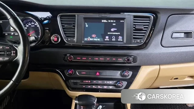 Kia The New Carnival 2018 Черный из Кореи, фото 5