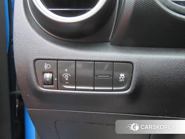 Hyundai Kona 2018 Синий из Кореи, фото 5