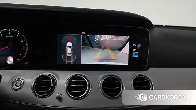 Mercedes-Benz E-Class W213 2021 Белый из Кореи, фото 5