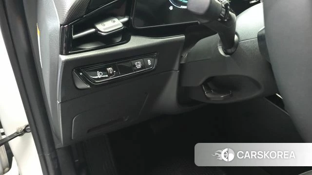 Kia Di Ol Nu Niro 2022 Белый из Кореи, фото 5