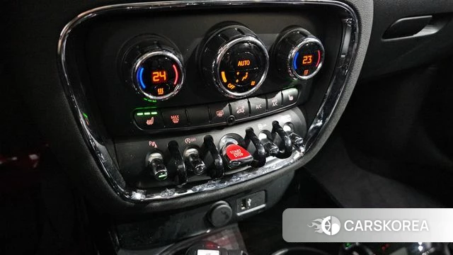 Mini Cooper Clubman 2019 Песочный из Кореи, фото 5