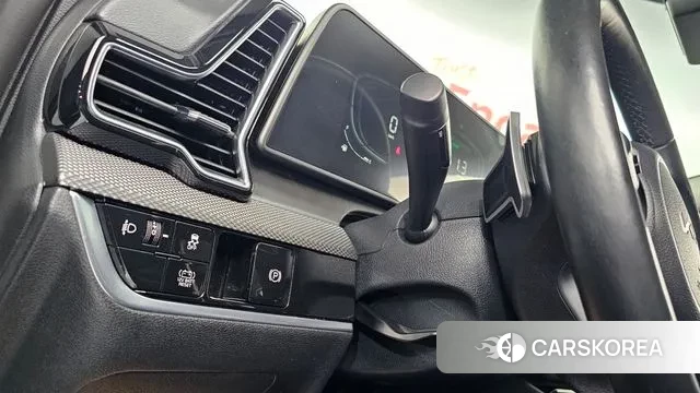 Kia Sportage 5th Generation Hybrid 2022 Белый из Кореи, фото 5