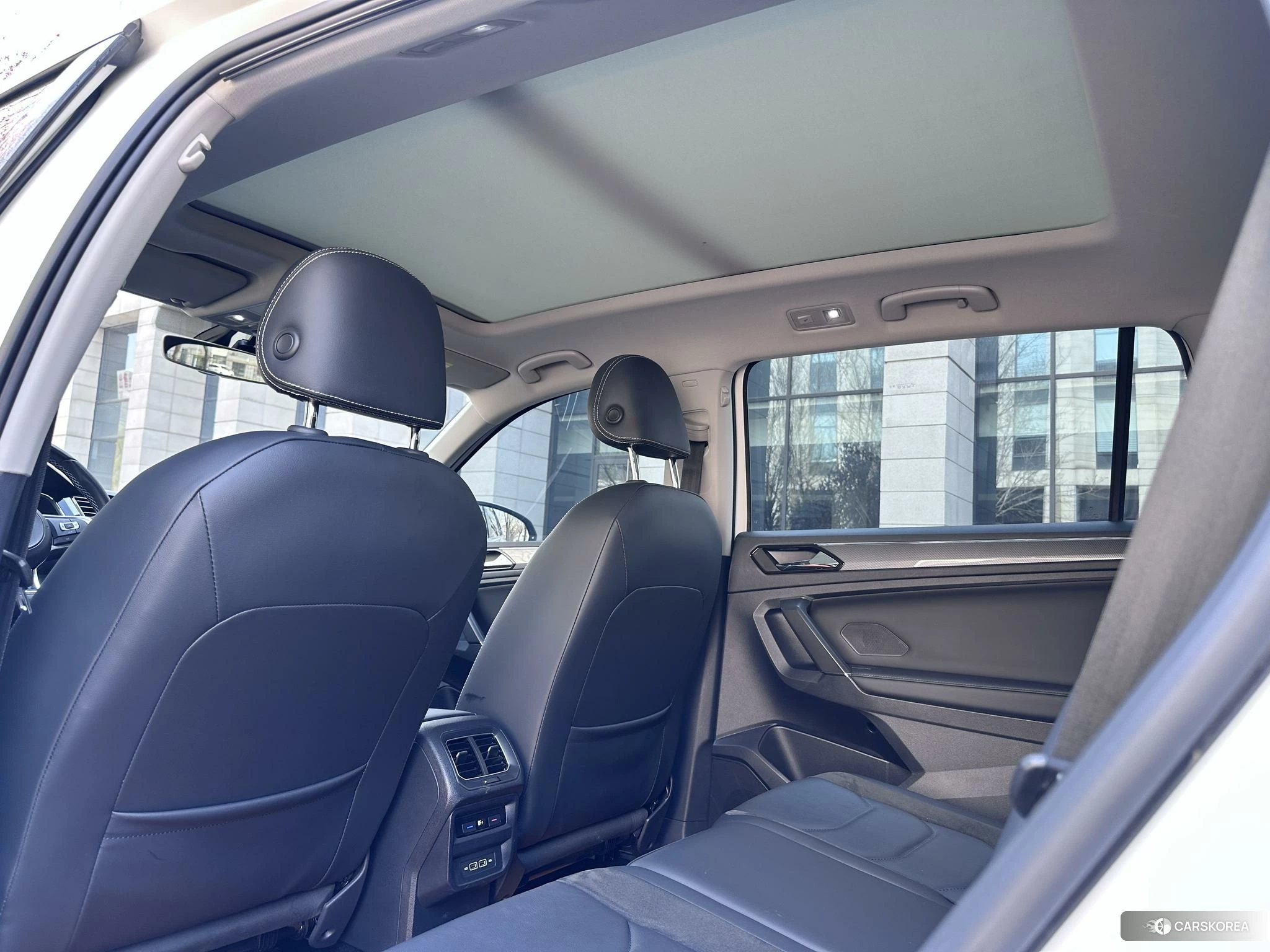 Volkswagen Tiguan L 2020 Белый из Китая, фото 5