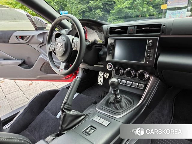 Toyota GR86 2024 Красный из Кореи, фото 5