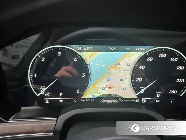 Volkswagen Touareg 3rd generation 2026 Черный из Кореи, фото 5