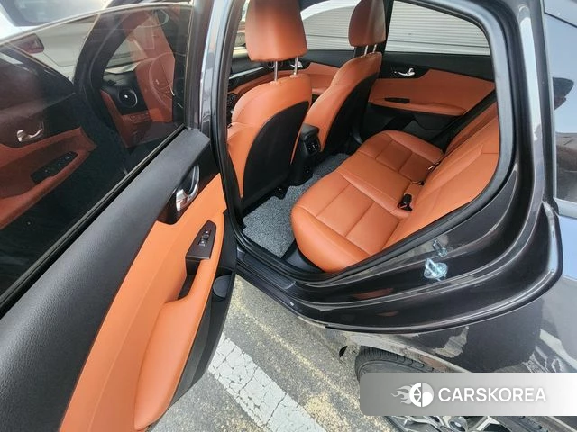 Kia The New K3 2nd generation 2022 Серый из Кореи, фото 5