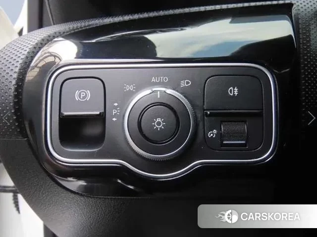 Mercedes-Benz A-Class W177 2023 Белый из Кореи, фото 5