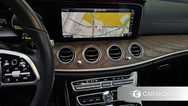 Mercedes-Benz E-Class W213 2019 Серый из Кореи, фото 5