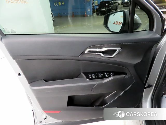 Kia Sportage 5th Generation Hybrid 2023 Серебристо-серый из Кореи, фото 5
