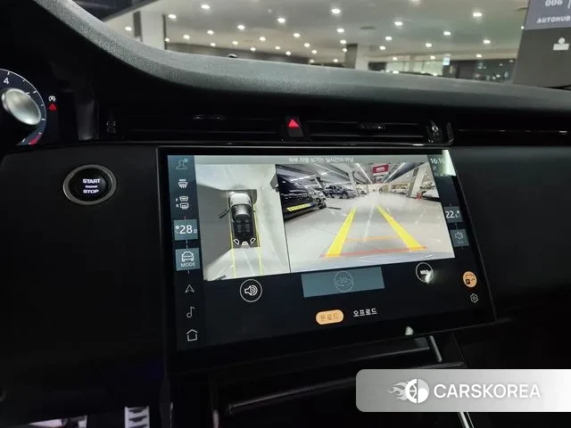 Land Rover Range Rover Evoque 2nd Generation 2025 Белый из Кореи, фото 5