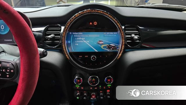 Mini Cooper 2023 Красный из Кореи, фото 5