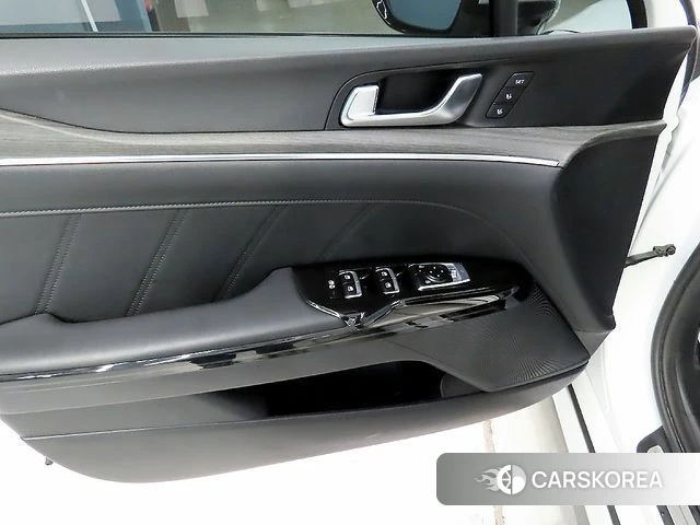 Kia The New K5 3rd generation 2024 Белый из Кореи, фото 5
