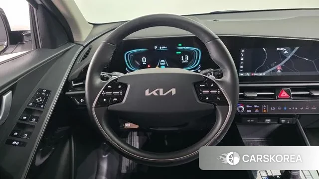 Kia Di Ol Nu Niro 2022 Белый из Кореи, фото 5