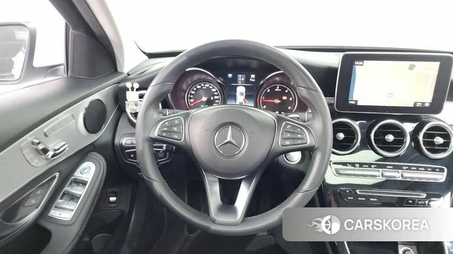 Mercedes-Benz C-Class W205 2018 Белый из Кореи, фото 5