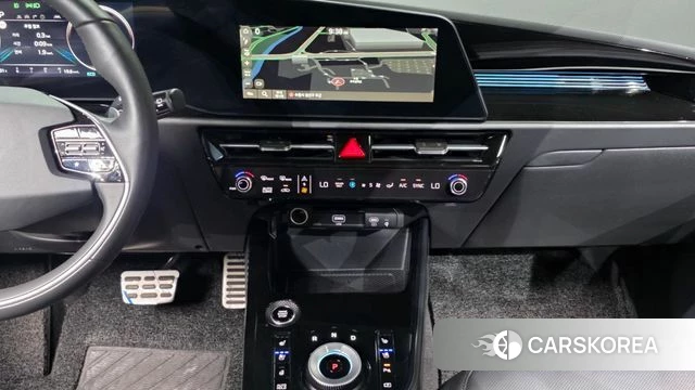 Kia Di Ol Nu Niro 2024 Белый из Кореи, фото 5