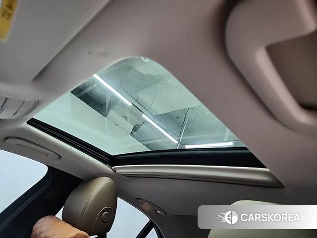 Mercedes-Benz E-Class W213 2018 Синий из Кореи, фото 5