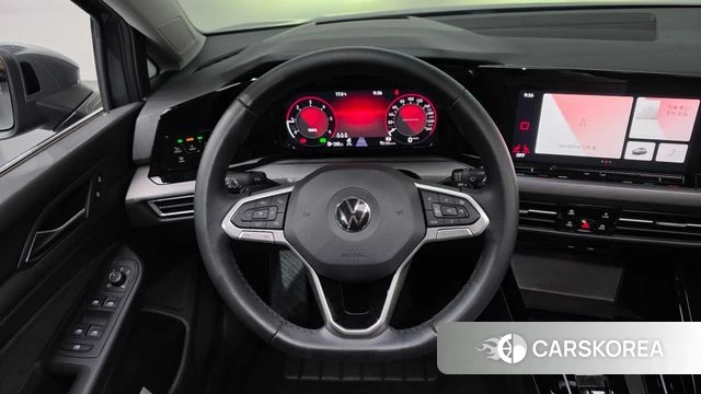 Volkswagen Golf 8th Generation 2023 Серый из Кореи, фото 5