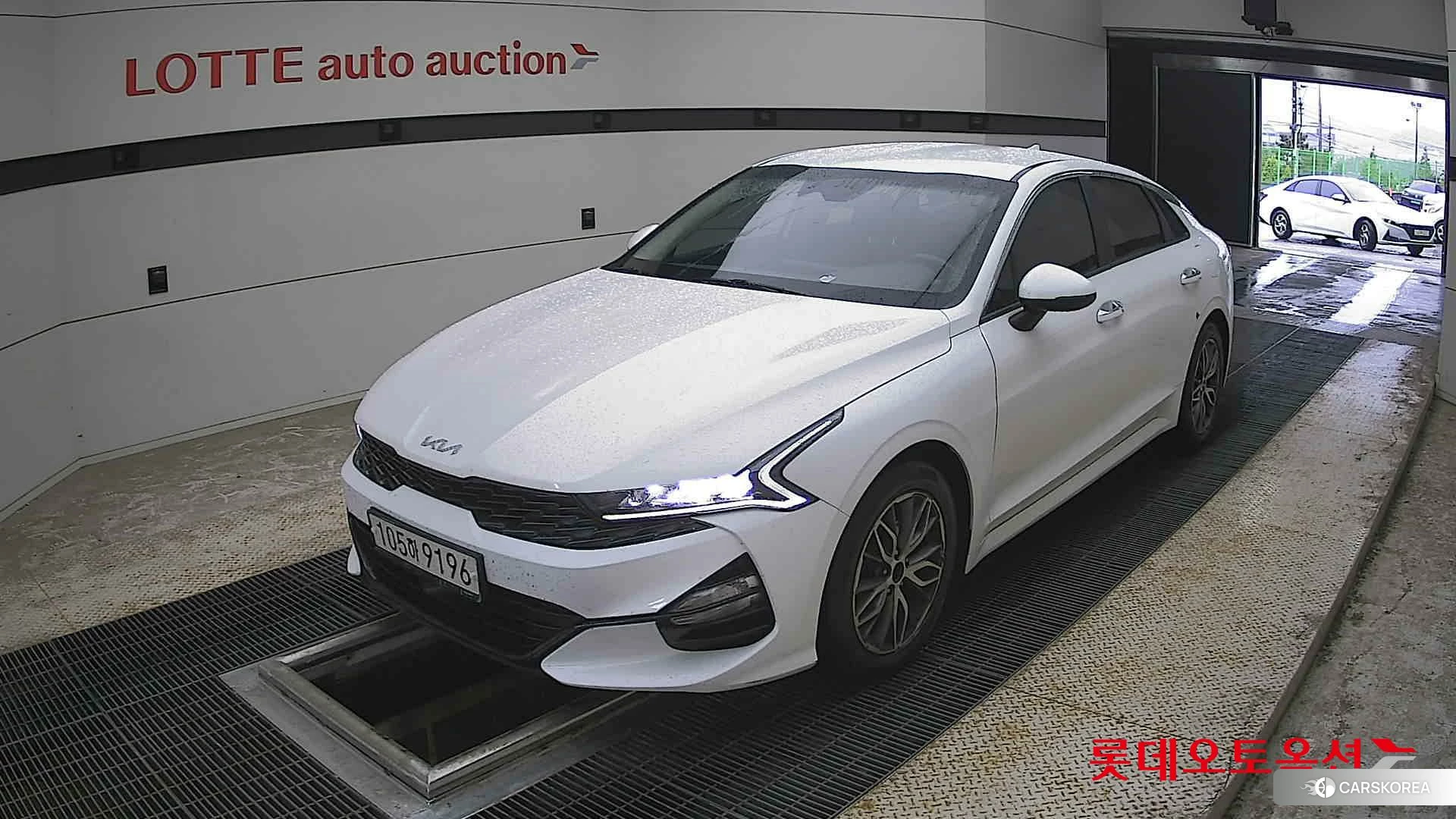 Kia K5 2022 Белый из Кореи, фото 5