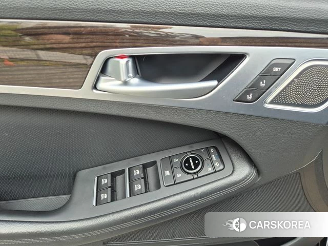 Genesis G80 2018 Черный из Кореи, фото 5