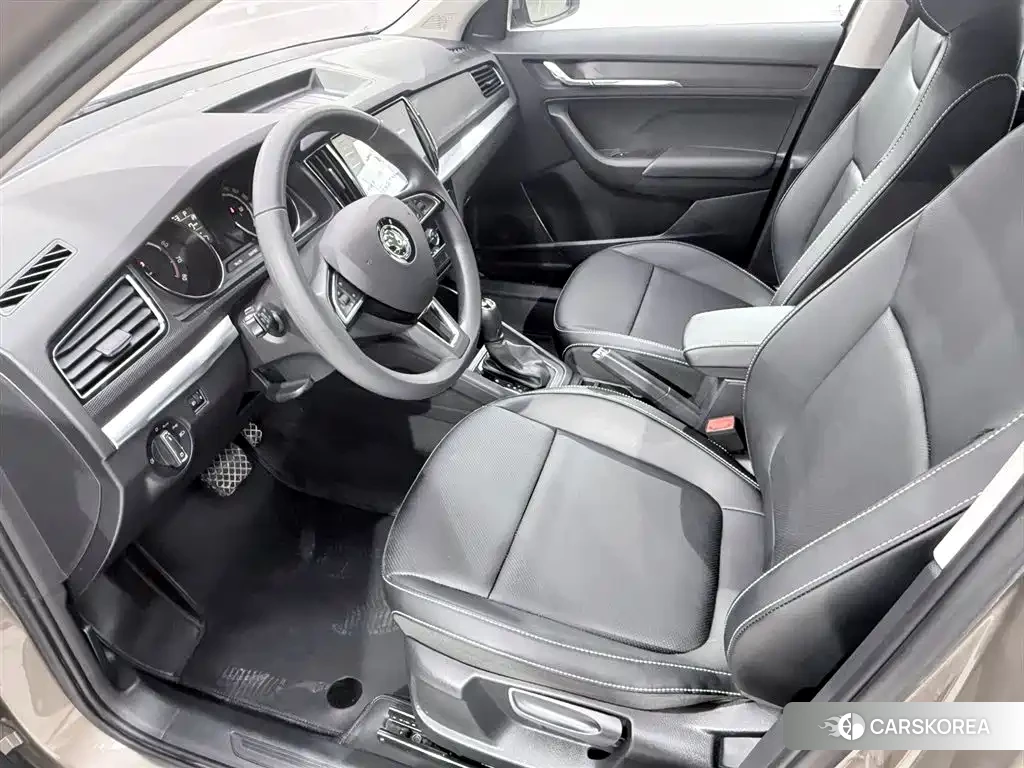 Skoda Komick 2023 Белый из Китая, фото 5