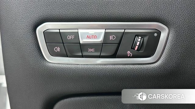 BMW X6 (G06) 2023 Белый из Кореи, фото 5