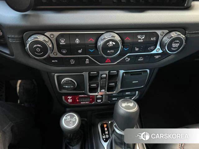 Jeep Wrangler (JL) 2025 Небесно-голубой из Кореи, фото 5