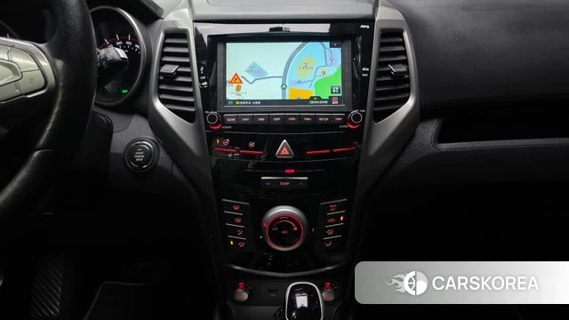 Ssangyong Tivoli Armor 2018 Белый из Кореи, фото 5