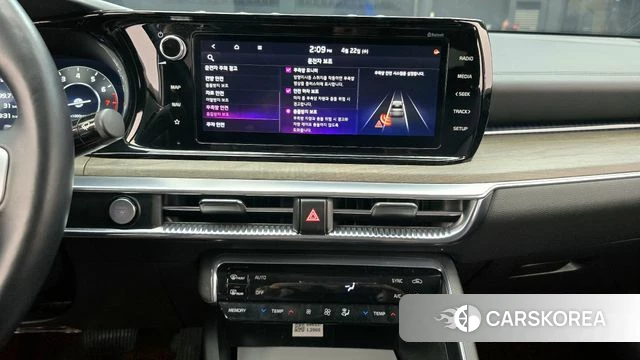Kia K5 3rd generation 2023 Белый из Кореи, фото 5