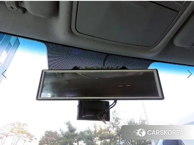 Hyundai Kona 2018 Серебристо-серый из Кореи, фото 5