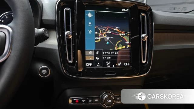 Volvo XC40 2022 Белый из Кореи, фото 5