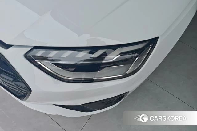 Audi A4L 2022 Белый из Китая, фото 5