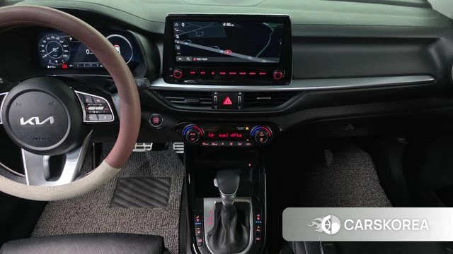 Kia The New K3 2nd generation 2023 Белый из Кореи, фото 5