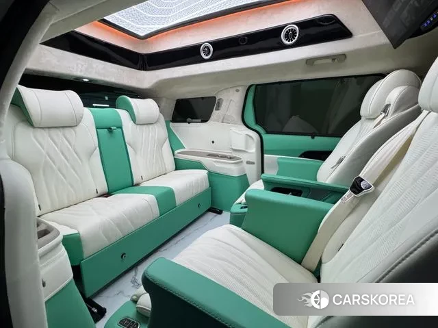 Kia The New Carnival 4th Generation 2025 Белый из Кореи, фото 5