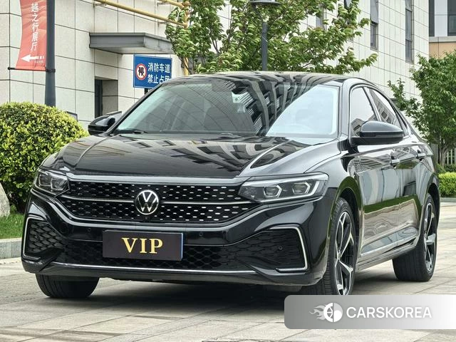 Volkswagen Passat 2022 Черный из Китая, фото 5