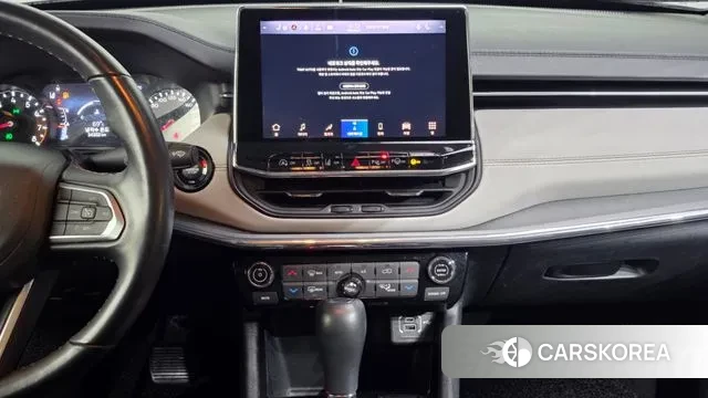 Jeep Compass 2nd Generation 2022 Черный из Кореи, фото 5