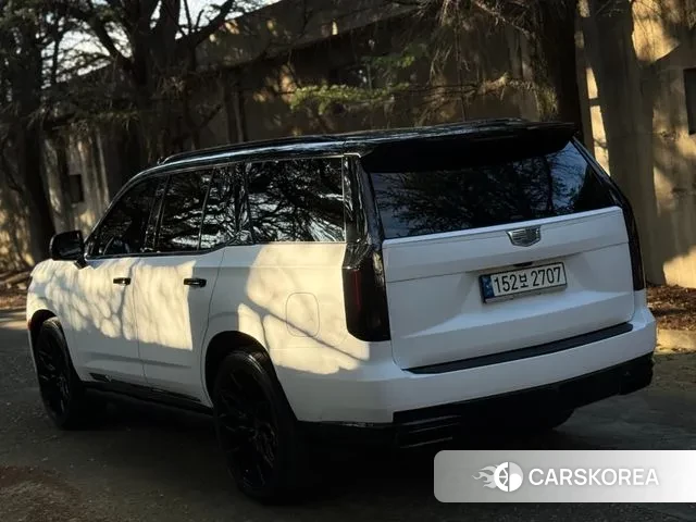 Cadillac Escalade 5th Generation 2023 Черный из Кореи, фото 5