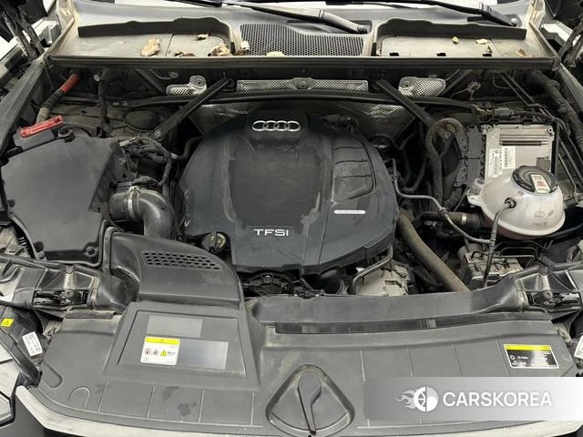 Audi Q5L 2022 Черный из Китая, фото 5