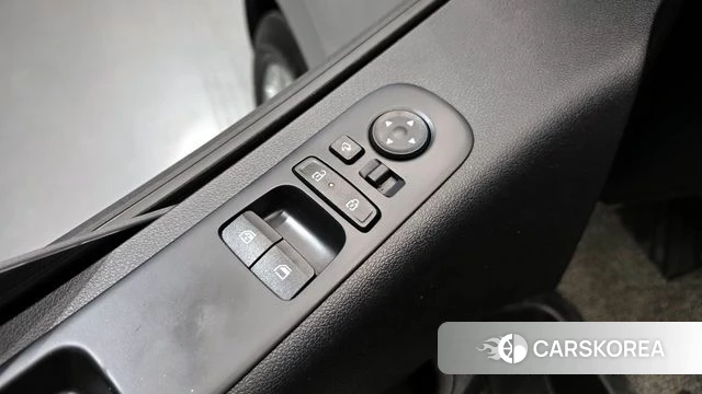 Hyundai Staria 2024 Серебряный из Кореи, фото 5