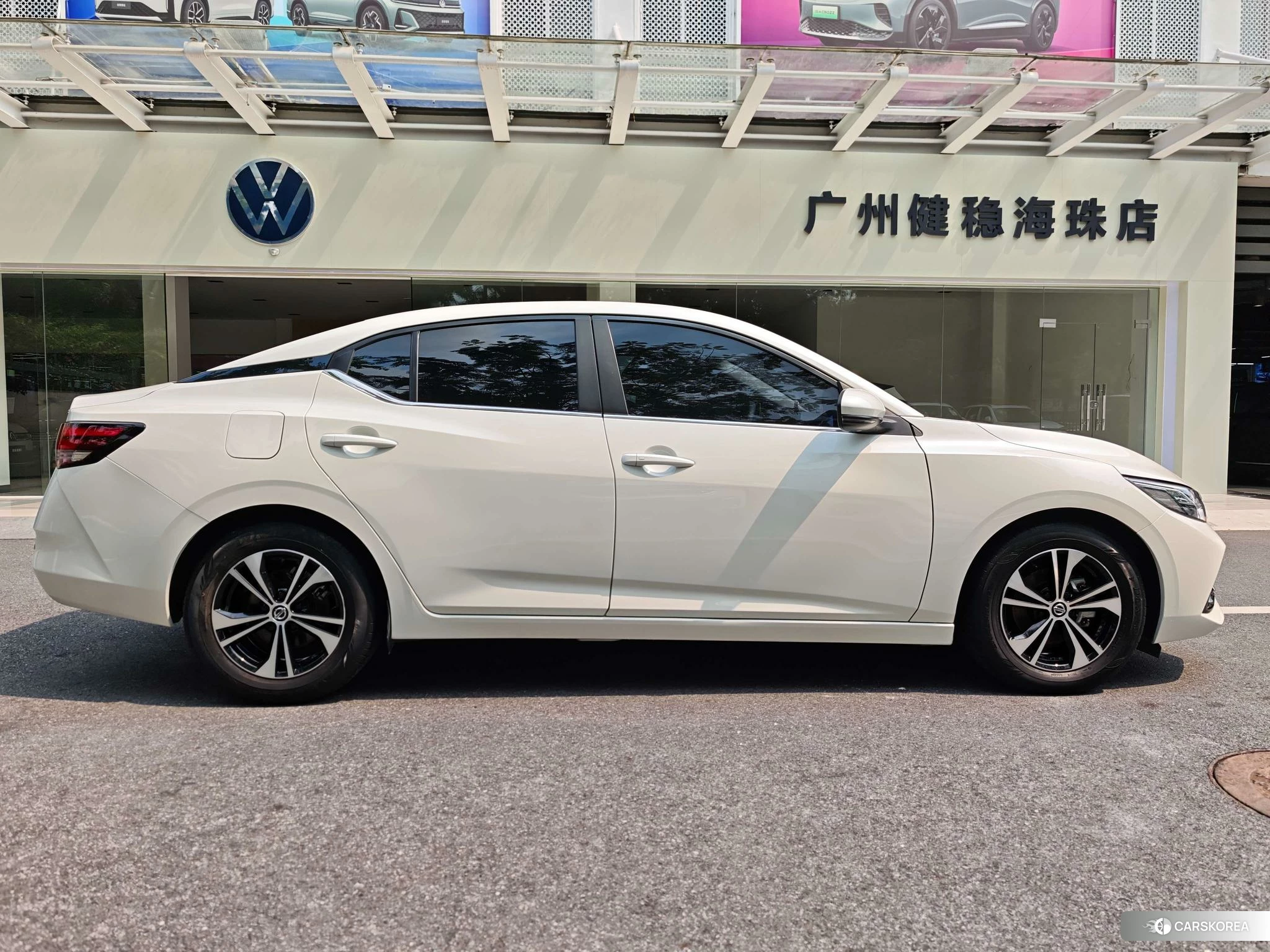 Nissan Xuan Yi 2021 Белый из Китая, фото 5