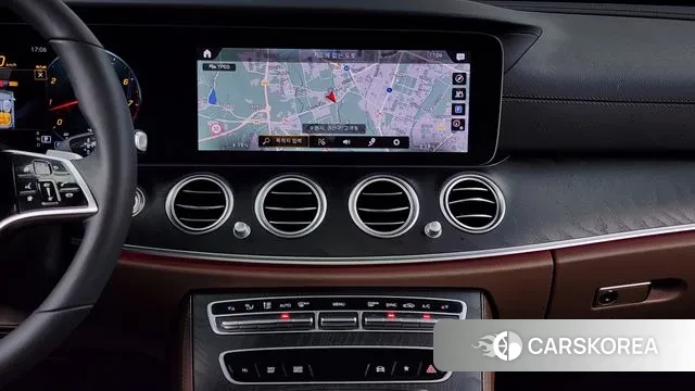 Mercedes-Benz E-Class W213 2022 Белый из Кореи, фото 5