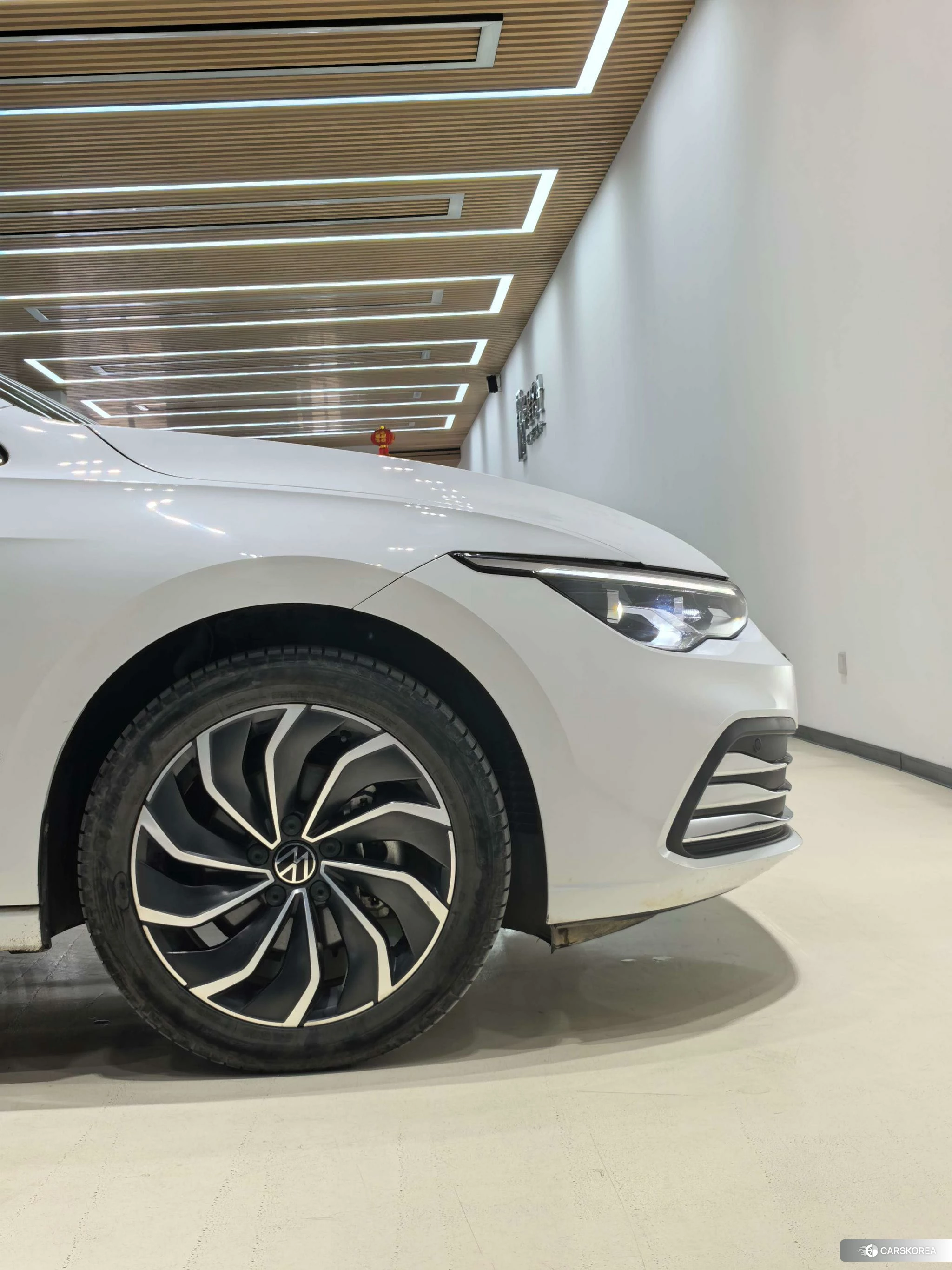 Volkswagen Golf 2022 Белый из Китая, фото 5