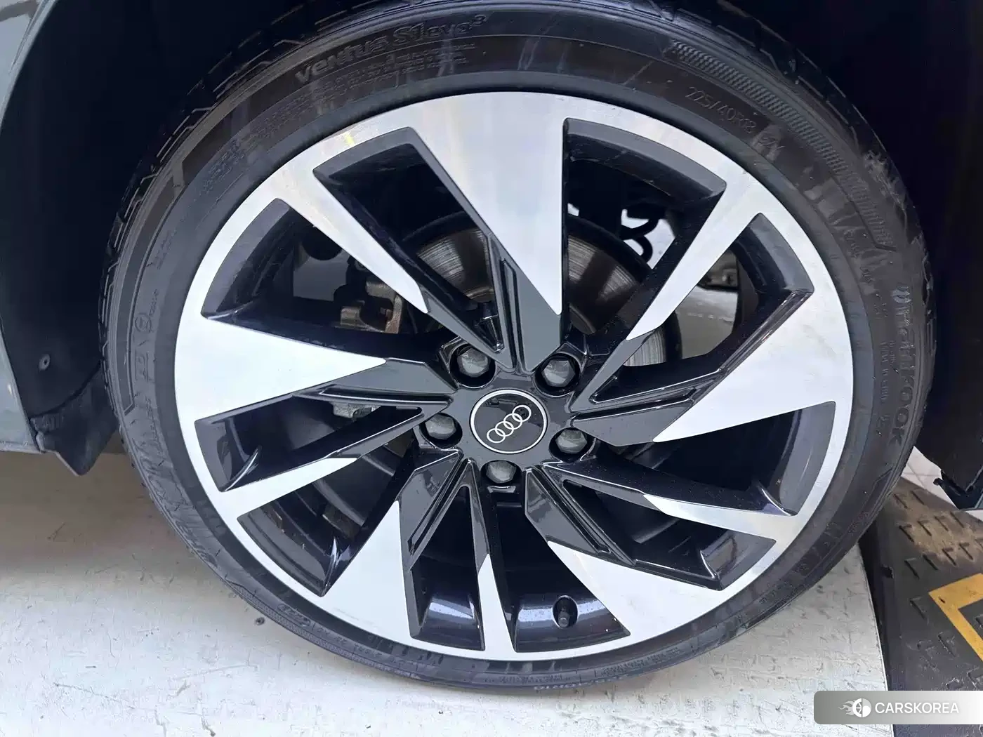 Audi A3 2023 Зеленый из Китая, фото 5