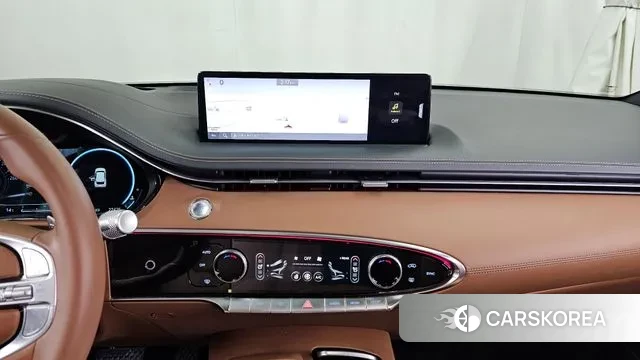 Genesis GV70 2023 Белый из Кореи, фото 5