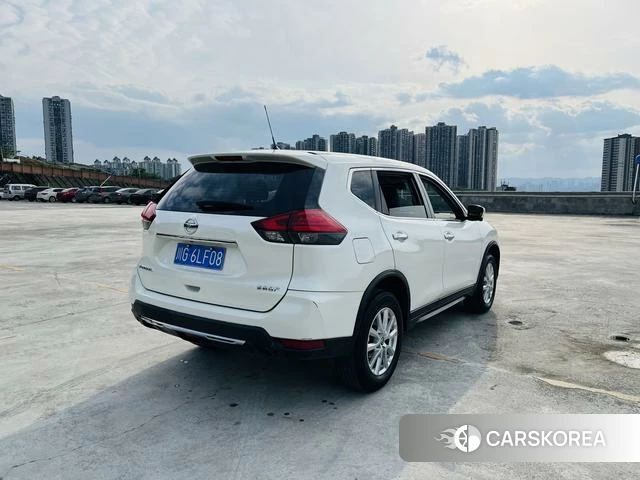 Nissan Qijun 2021 Белый из Китая, фото 5